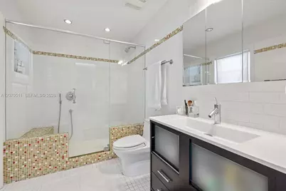 6390 SW 69th St, South Miami, FL 33143 - Photo 16