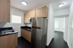 1631 NW 3 St, Miami, FL 33125 - Photo 2