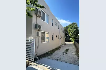 1631 NW 3 St #5, Miami, FL 33125 - Photo 10