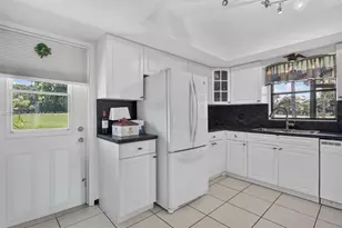 7844 Beechfern Cir, Tamarac, FL 33321 - Photo 20