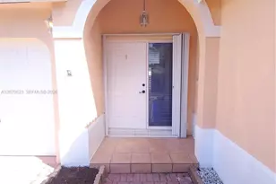 15609 SW 100th Terrace, Miami, FL 33196 - Photo 2