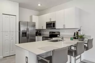 13332 SW 234th Ter, Homestead, FL 33032 - Photo 6