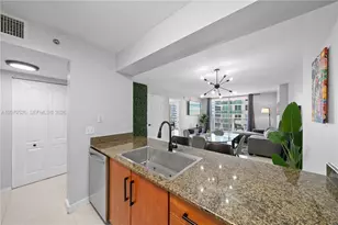 1200 Brickell Bay Dr, Miami, FL 33131 - Photo 4