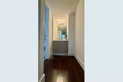 3701 N Country Club Dr #304, Aventura, FL 33180 - Photo 8