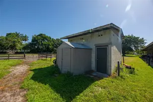 5501 SW 136th Ave, Southwest Ranches, FL 33330 - Photo 68