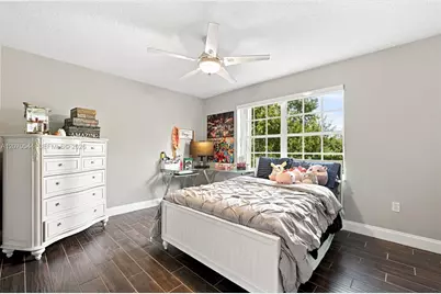2220 NW 137th Ave, Sunrise, FL 33323 - Photo 18