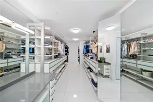 1040 Biscayne Blvd, Miami, FL 33132 - Photo 30
