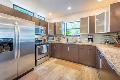1501 NE 24th St #1, Wilton Manors, FL 33305 - Photo 10
