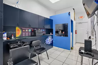Excellent Opportunity Barbershop For Sale in The Heart Of Hialeah, Hialeah, FL 33012 - Photo 10