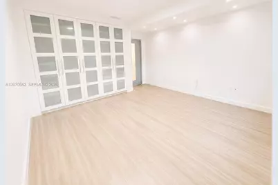 4726 Alton Rd, Miami Beach, FL 33140 - Photo 10