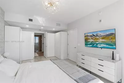 1010 Brickell Ave #3903, Miami, FL 33131 - Photo 18