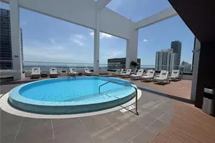 55 SE 6th St, Miami, FL 33131 - Photo 22