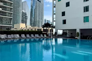 55 SE 6th St, Miami, FL 33131 - Photo 10