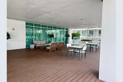 55 SE 6th St #2404, Miami, FL 33131 - Photo 14