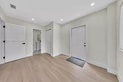 2910 NW 175th St, Miami Gardens, FL 33056 - Photo 32