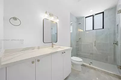 1020 NW 2 Ave #302, Hallandale Beach, FL 33009 - Photo 2