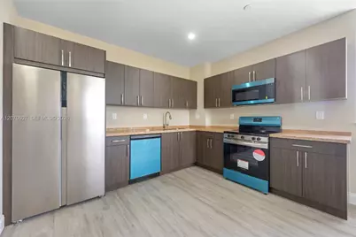 1020 NW 2 Ave #302, Hallandale Beach, FL 33009 - Photo 6