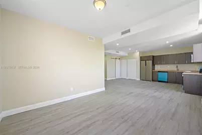 1020 NW 2 Ave #302, Hallandale Beach, FL 33009 - Photo 10