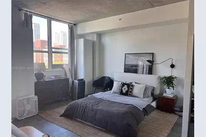 133 NE 2nd Ave #2411, Miami, FL 33132 - Photo 4