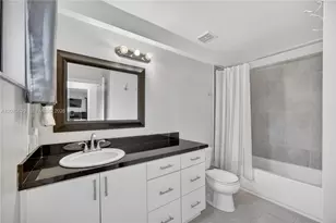 8210 SW 96th Ct, Miami, FL 33173 - Photo 36