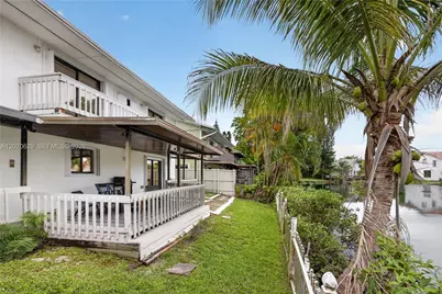 8210 SW 96th Ct, Miami, FL 33173 - Photo 58