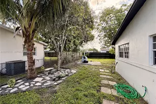 18711 NW 24th Ave, Miami Gardens, FL 33056 - Photo 16