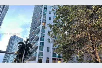 41 SE 5th St #516, Miami, FL 33131 - Photo 18