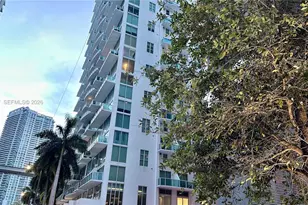 41 SE 5th St, Miami, FL 33131 - Photo 18