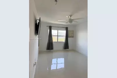 400 Kings Point Dr #PH1612, Sunny Isles Beach, FL 33160 - Photo 8
