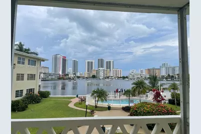 450 Golden Isles Dr #2F, Hallandale Beach, FL 33009 - Photo 1