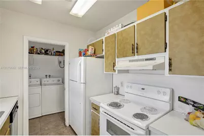 5706-5708 Lincoln St #1-2, Hollywood, FL 33021 - Photo 6