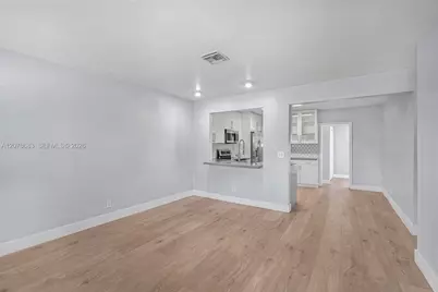 5001 SW 92nd Ter, Cooper City, FL 33328 - Photo 4