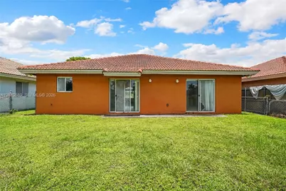 1714 NW 204th St, Miami Gardens, FL 33056 - Photo 22
