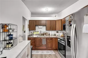 9291 E Elm Ln, Miramar, FL 33025 - Photo 14