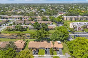 9291 E Elm Ln, Miramar, FL 33025 - Photo 28