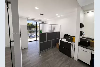 1985 NW 88th Ct, Doral, FL 33172 - Photo 16