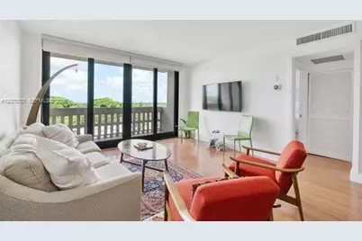 90 Edgewater Dr #917, Coral Gables, FL 33133 - Photo 6