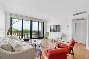 90 Edgewater Dr, Coral Gables, FL 33133 - Photo 6