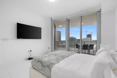 851 NE 1st Ave #1610, Miami, FL 33132 - Photo 10