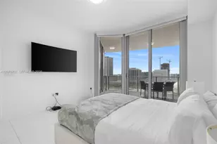851 NE 1st Ave, Miami, FL 33132 - Photo 10