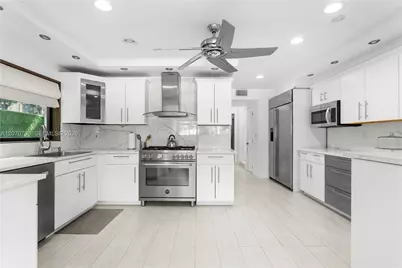 2388 Prairie Ave, Miami Beach, FL 33140 - Photo 20