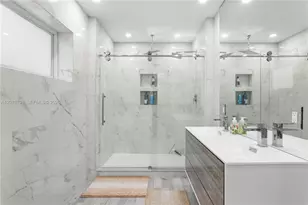 2388 Prairie Ave, Miami Beach, FL 33140 - Photo 36