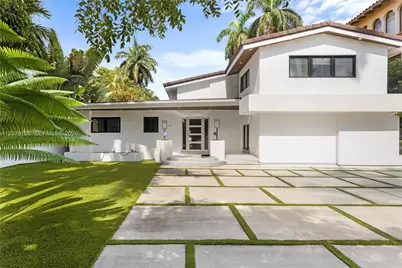 2388 Prairie Ave, Miami Beach, FL 33140 - Photo 1