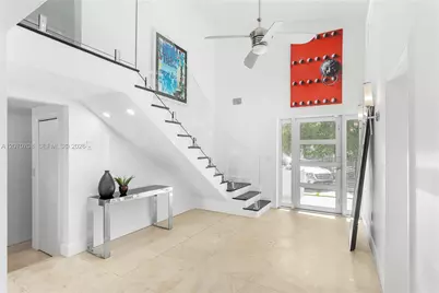 2388 Prairie Ave, Miami Beach, FL 33140 - Photo 6