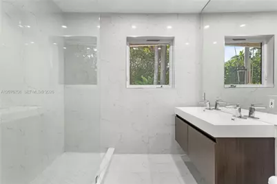 2388 Prairie Ave, Miami Beach, FL 33140 - Photo 24