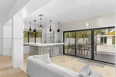 2388 Prairie Ave, Miami Beach, FL 33140 - Photo 10