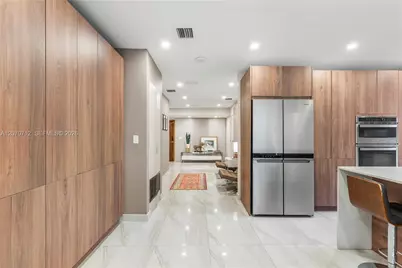 221 NE 44th St, Miami, FL 33137 - Photo 22