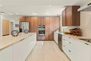 221 NE 44th St, Miami, FL 33137 - Photo 26