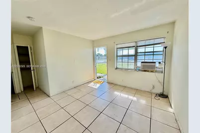 1041 NW 7th Ct, Hallandale Beach, FL 33009 - Photo 8