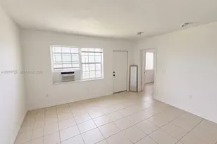 1041 NW 7th Ct, Hallandale Beach, FL 33009 - Photo 22